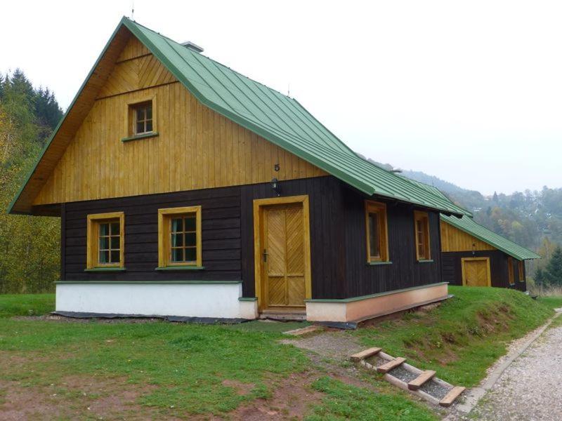 Bret Cz Hotel Zacler Exterior photo